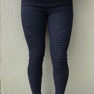 Black Moto leggings with pockets